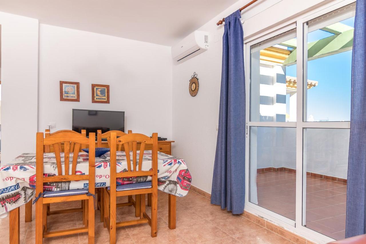 Apartamento Las Torres コニル・デ・ラ・フロンテラ エクステリア 写真