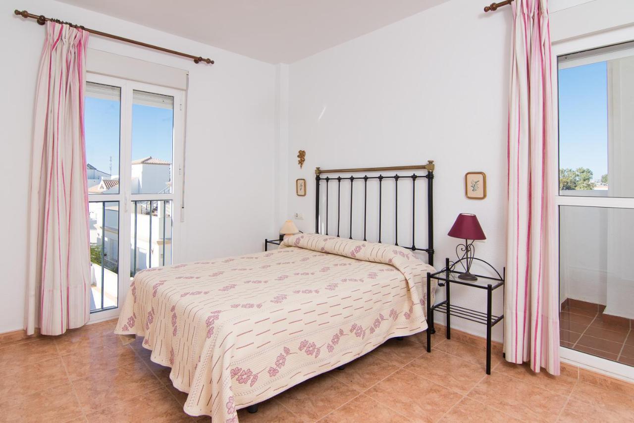 Apartamento Las Torres コニル・デ・ラ・フロンテラ エクステリア 写真