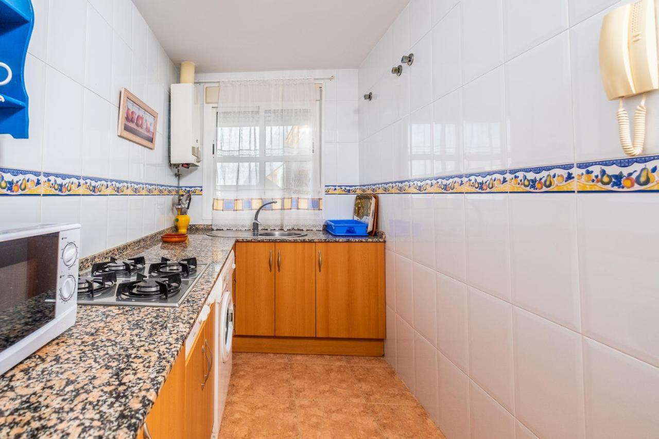 Apartamento Las Torres コニル・デ・ラ・フロンテラ エクステリア 写真